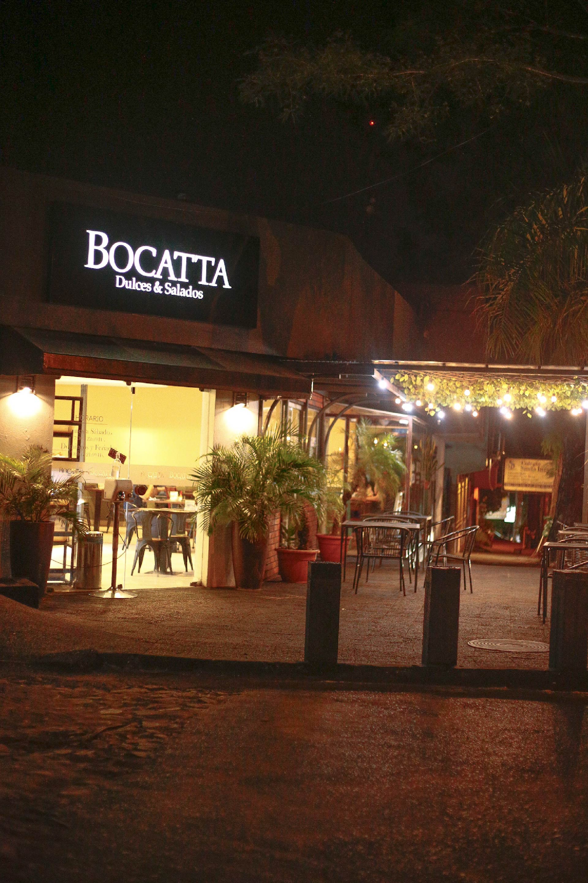Interior del local Bocatta